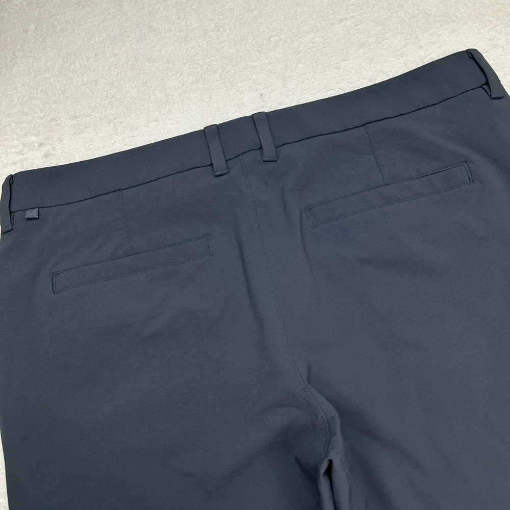 CRZ Yoga Pants Mens Size 36 (Fits 38X30) Gray Golf Performance Athleisure Sports